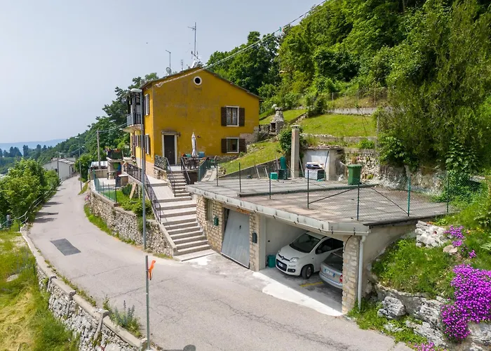 بيت ضيافة Rosmary42 Miralago